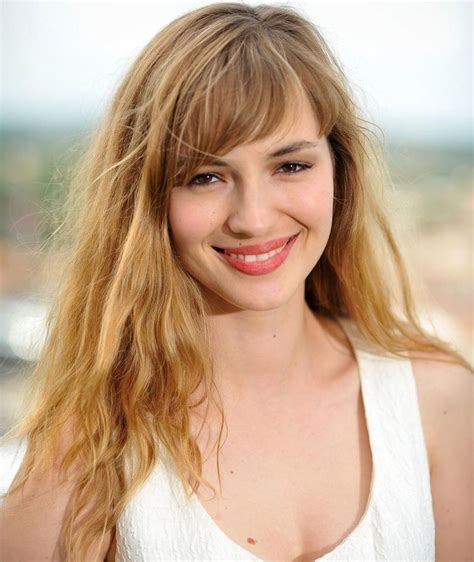 Unveiling the Many Faces of Louise Bourgoin